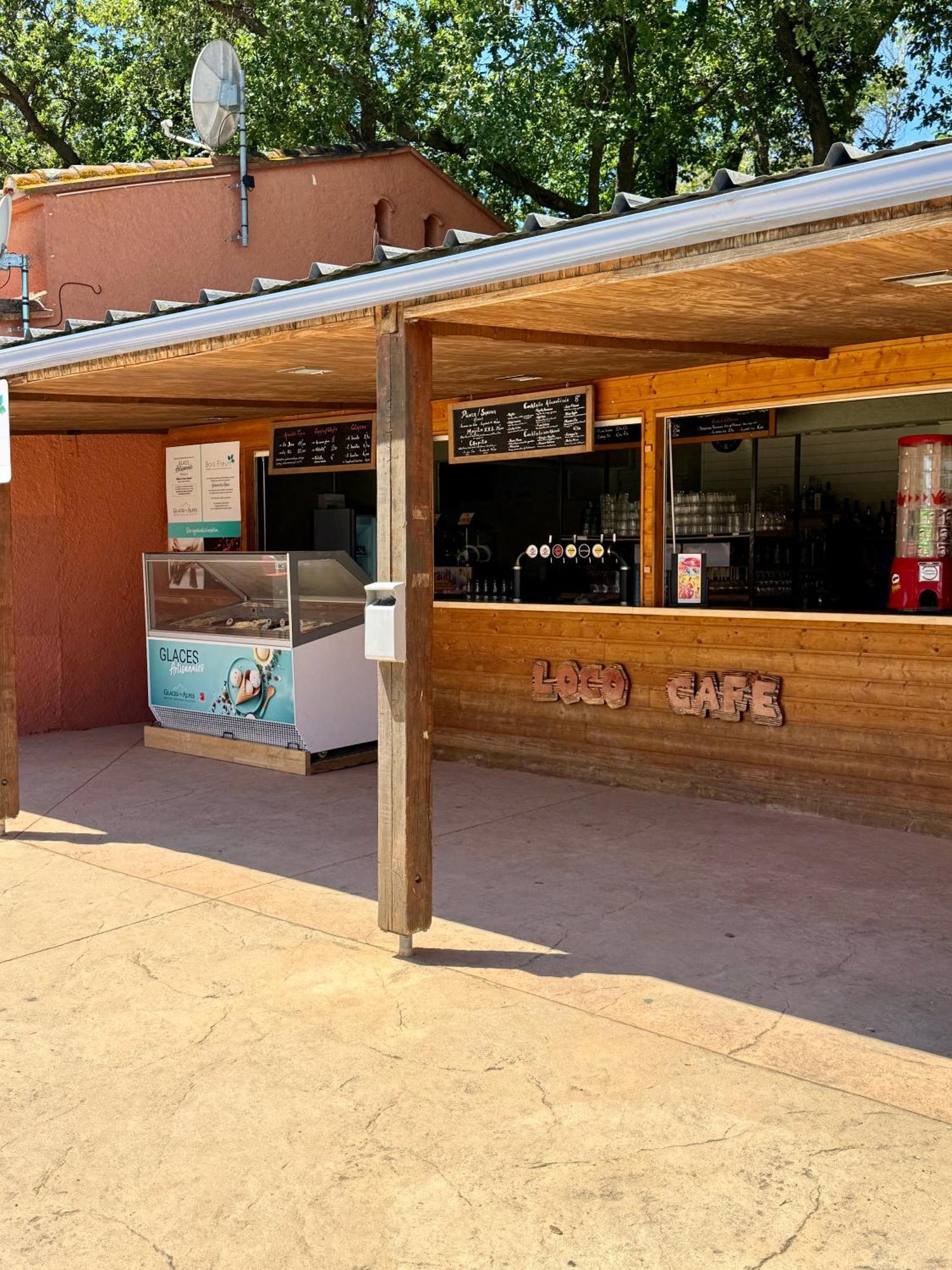布尔福禄伊露营酒店 滨海阿热莱斯 外观 照片